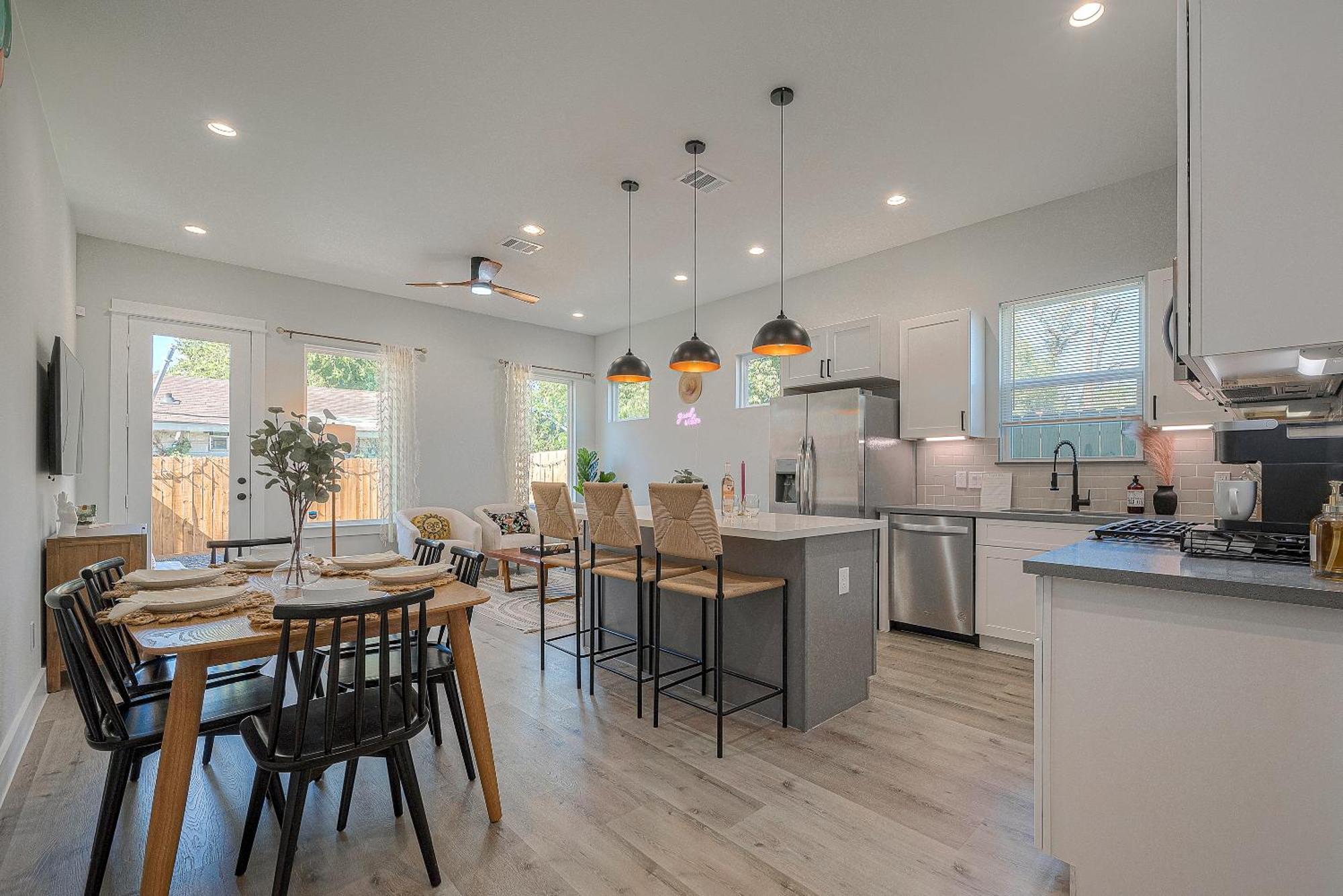 Modern Home Near Downtown With Fast Wifi, Bbq, Games & Ev Equipped! Houston Exterior foto